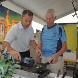 Bassersdorf mit der Männerrieg am Gewerbefäscht