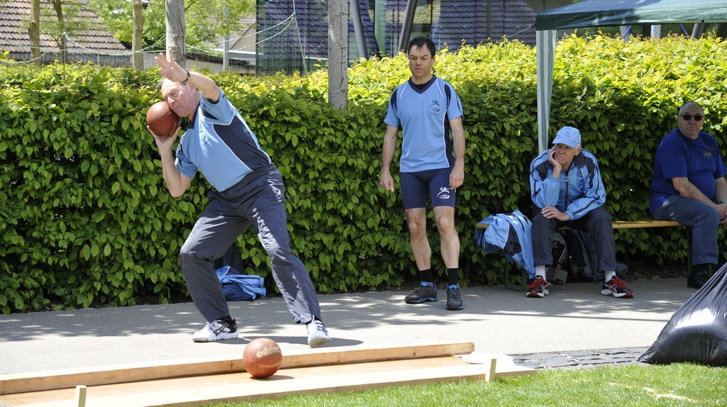 medizinballstossen2